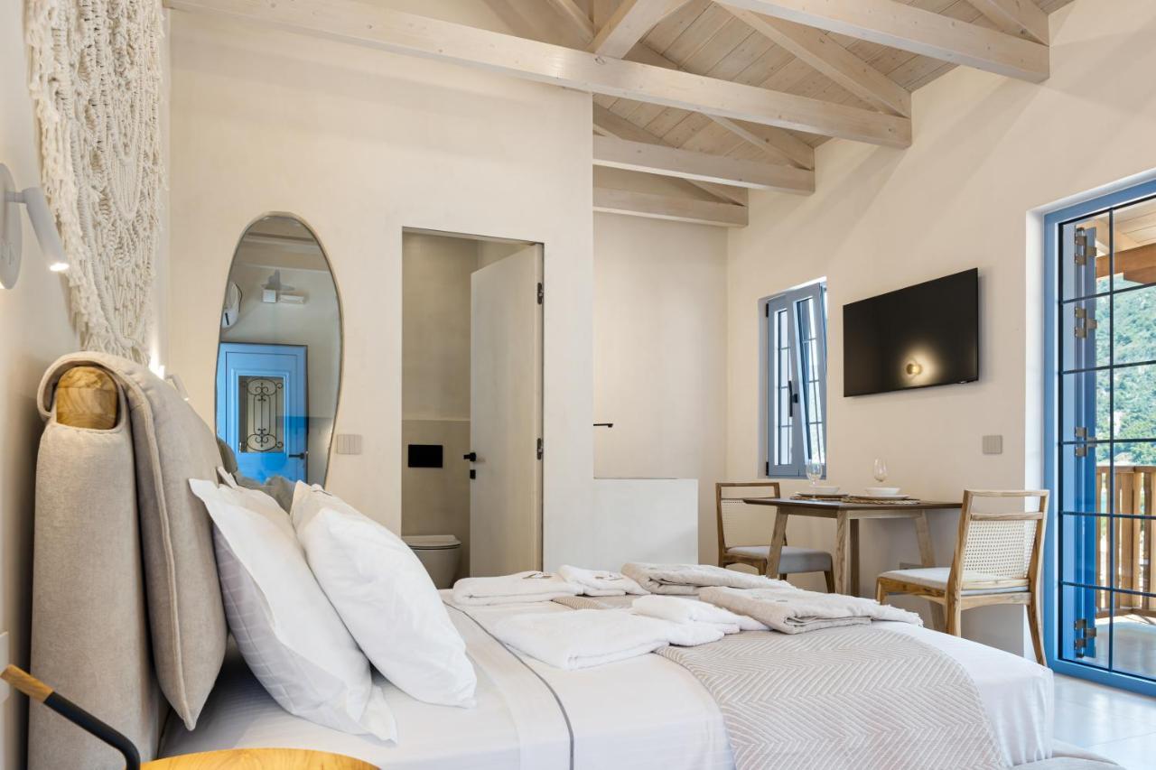 Tellion Suites Áyios Nikítas Exterior foto