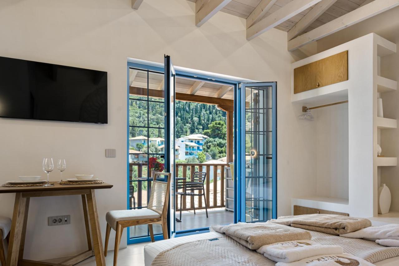 Tellion Suites Áyios Nikítas Exterior foto