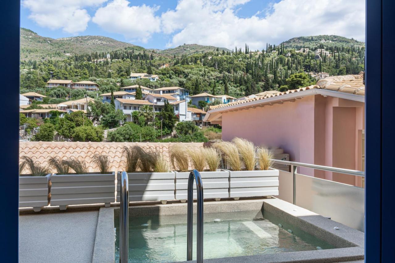 Tellion Suites Áyios Nikítas Exterior foto